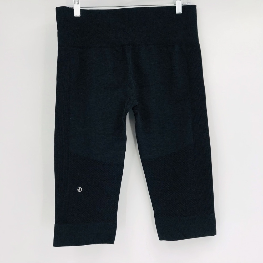 Lululemon Mid Rise Seamless Crop Leggings - Picture 3 of 5
